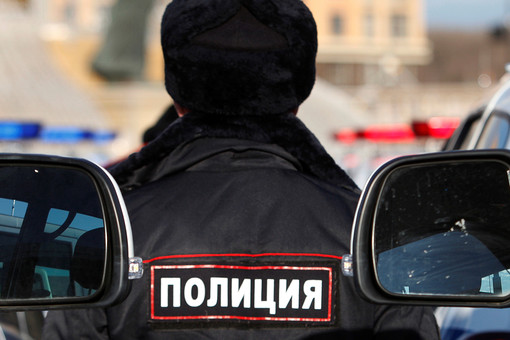 <br />
Полицейский арестован за совращение несовершеннолетней в Нижнем Новгороде<br />
